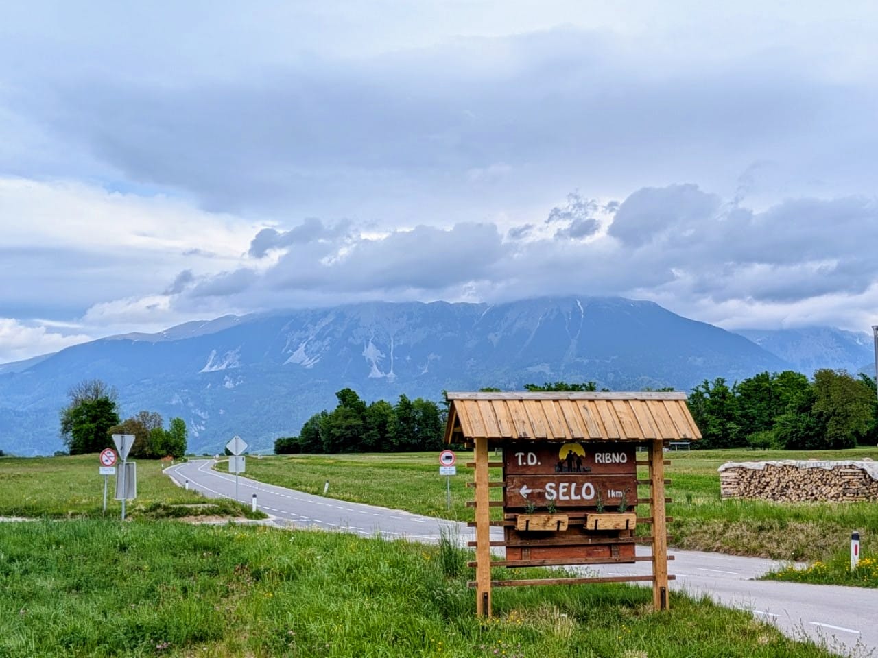 Bikepacking Rental Slovenia, Small town sign
